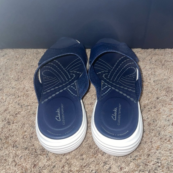 Clarks 10 M Navy Blue Cloudsteppers Marin Women's Wedge Comfort Sandals Shoes - Picture 4 of 5